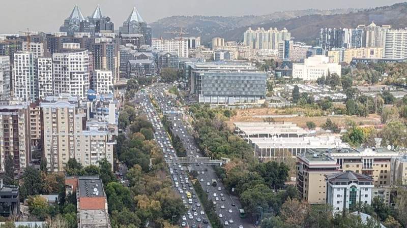 В Алматы ожидаются пробки. Дорогу будут перекрывать для высоких гостей