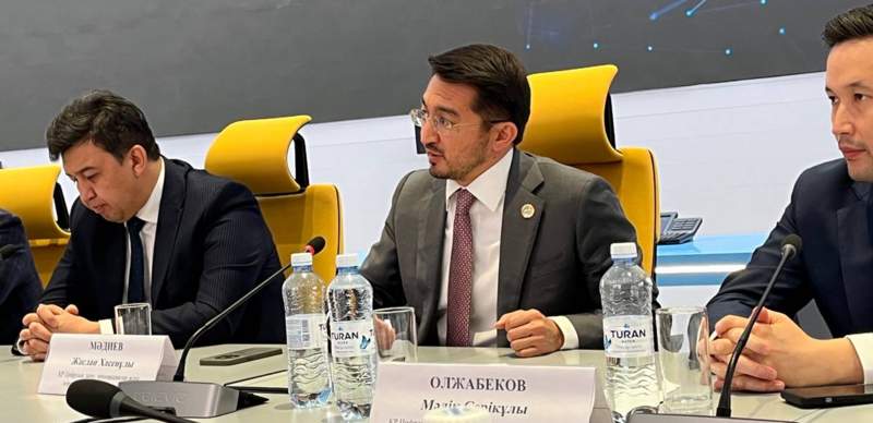 Сделка по продаже Tele2/Altel катарцам завершится до конца 2024 года – глава МЦРИАП Мадиев