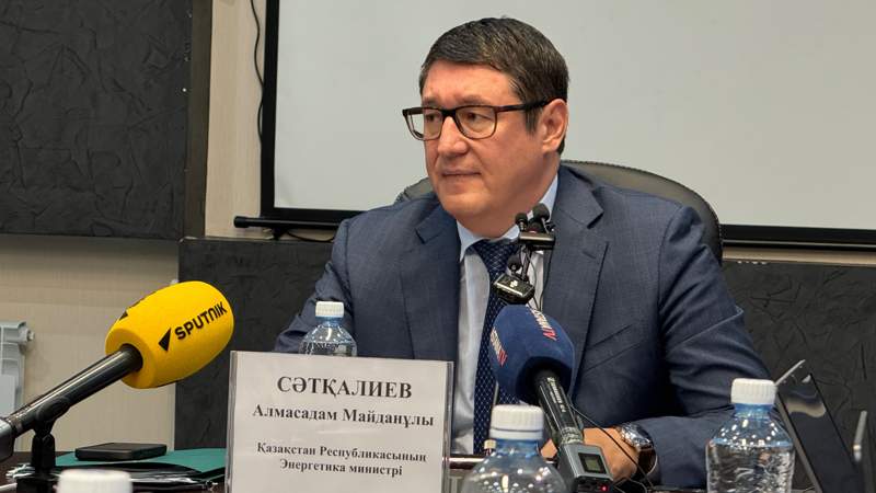 Стоимость бензина может вырасти на пять тенге при отказе от регулирования цен на ГСМ