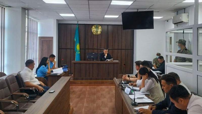 Суд по делу Алмасхана Ахмеджанова: предварительное слушание вновь перенесли