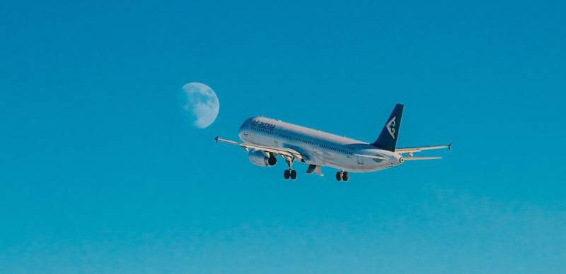 Air Astana задержала вылет рейса из Астаны в Алматы из-за повреждённого в град самолёта