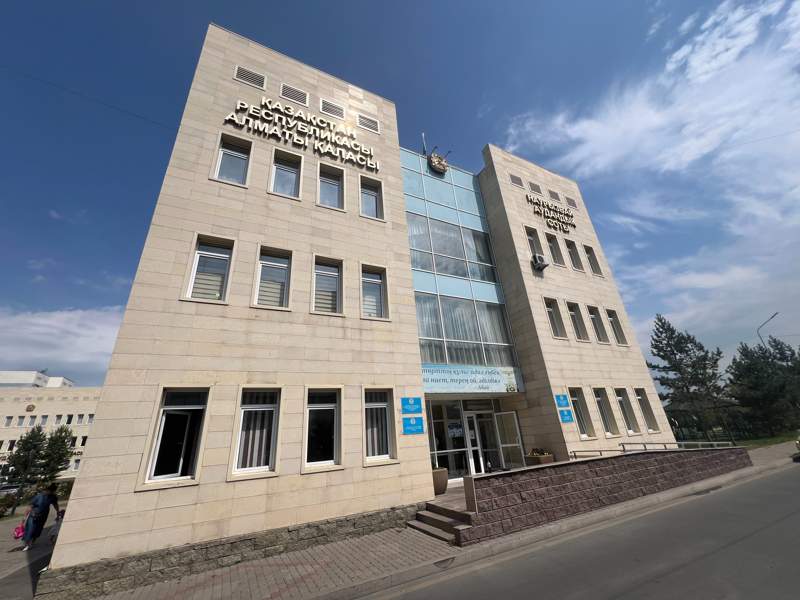 Открытый процесс по делу Алмасхана Ахмеджанова начался без участия СМИ