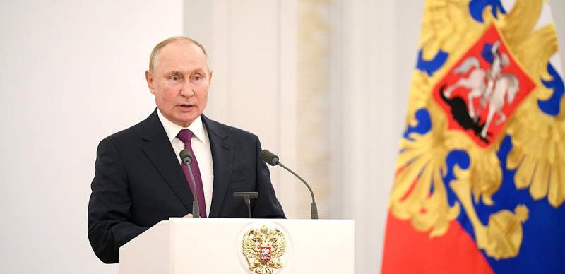 Путин упростил переезд в Россию из стран, где "навязывают неолиберальные установки"