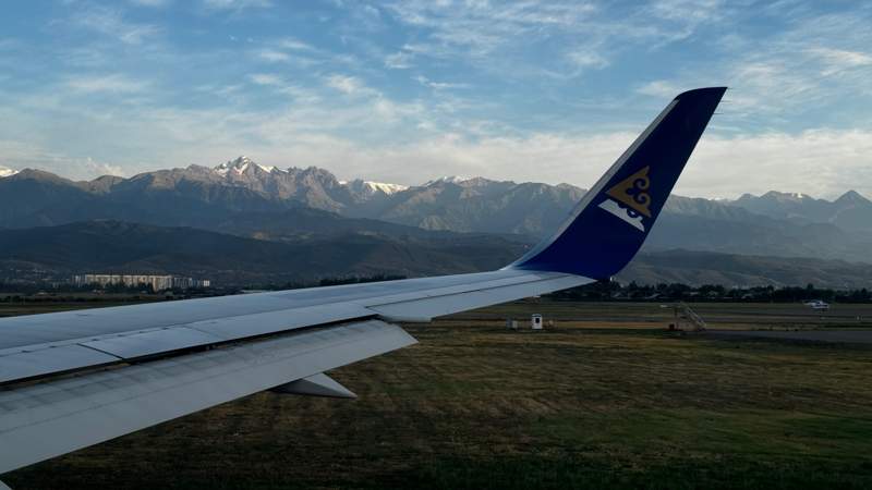 Ещё один самолёт Air Astana повреждён, теперь в Актобе