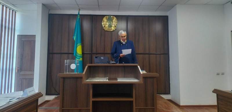 Ходатайство об отводе судьи по делу Гульмиры Сатыбалды второй раз отклонили в суде. Трансляция