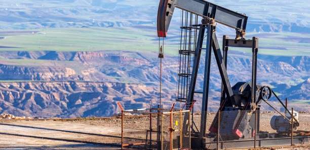 Казахстан весь год производит нефть сверх квоты ОПЕК. Страна обязалась компенсировать 699 тысяч баррелей в сутки