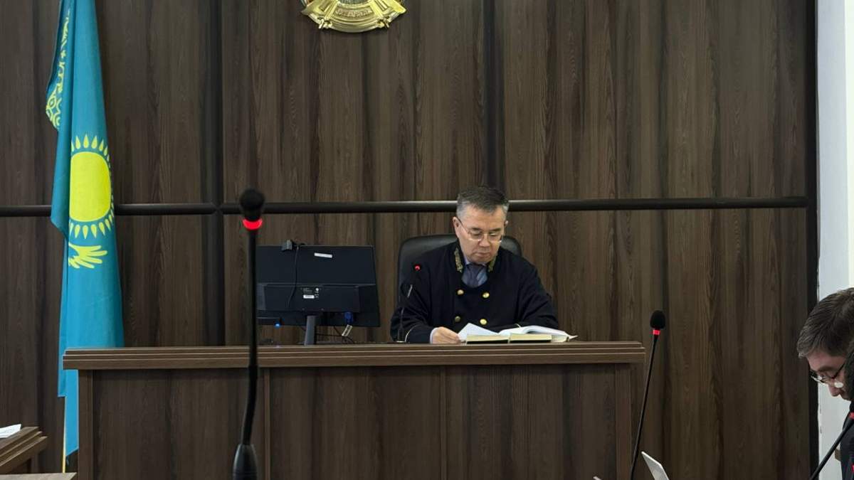 Тату тобының жетекші әншілерінің қатысуымен порно Өз пенисаларын соратын адамдардың суреттері