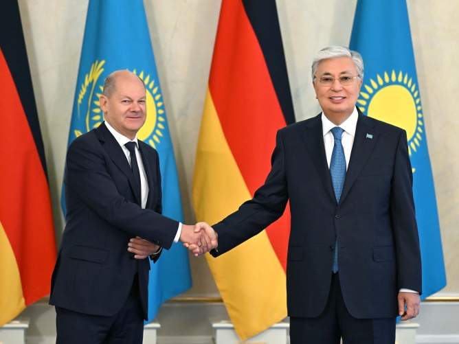 Шольц о встрече с Токаевым: Это вклад в поддержку суверенитета стран Центральной Азии