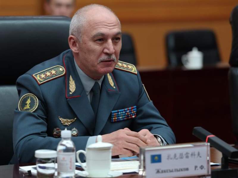 Во что мы превращаемся? В белоручек? – министр обороны о фактах дедовщины в казахстанской армии