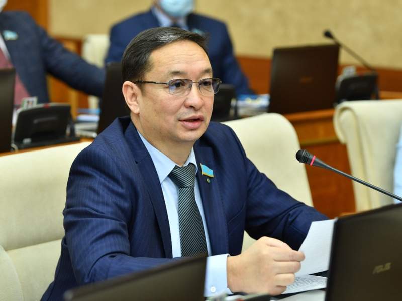 Лишён мандата по обвинению в харассменте: в "Ак жол" выбрали нового депутата мажилиса