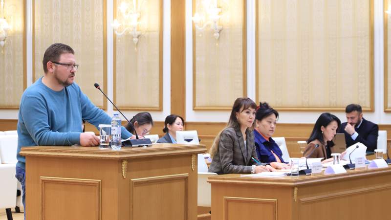 Казахстанец оспаривает нормы Конституции для раздела имущества супругов