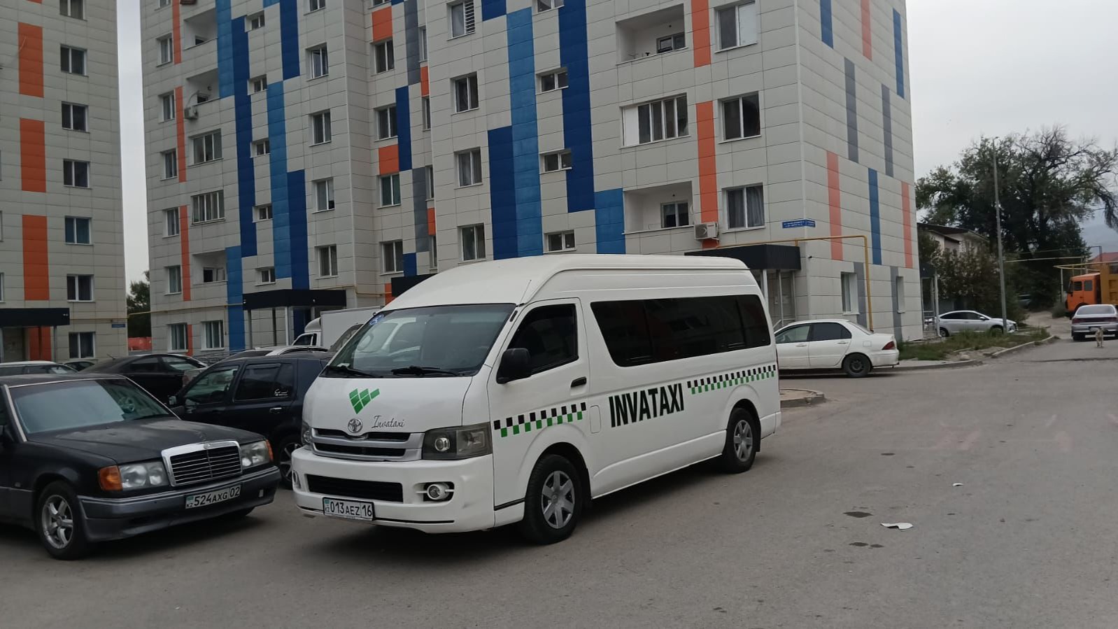 Равный доступ для всех: как в Алматы проходят выборы для людей с особыми потребностями