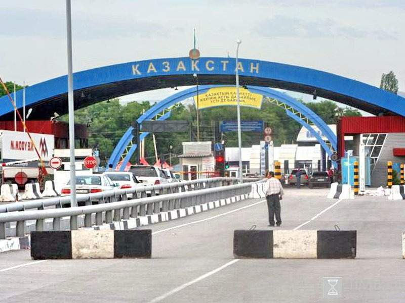 О возможных ограничениях на границе Казахстана с Россией предупредили в КГД МФ