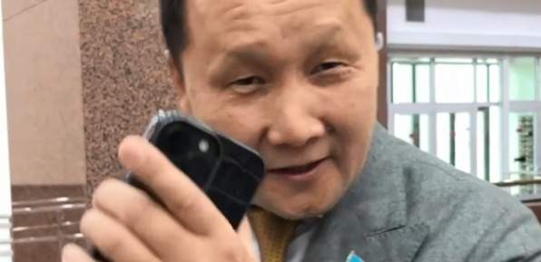 Депутат Куспан обвинил руководство ДЭР Алматы в захвате рынка "Алтын Орда". Но там опровергают это