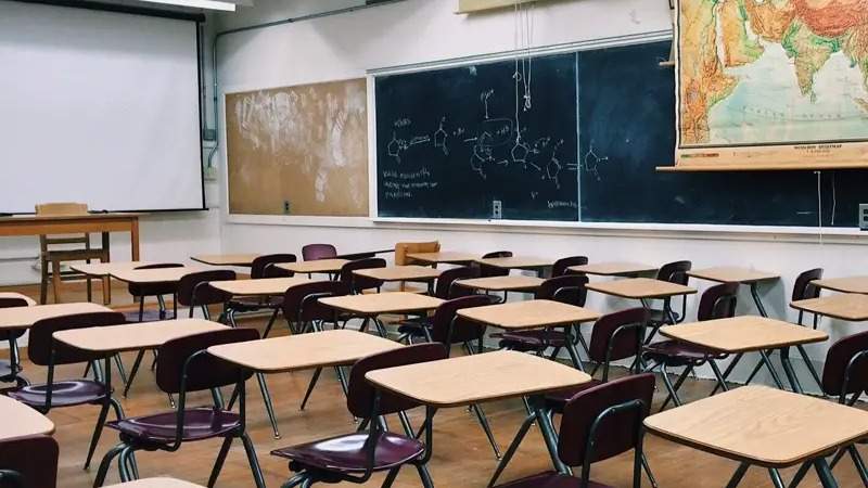 Правда ли, что дети могут пять дней пропускать из-за болезни школу и детский сад без справки?