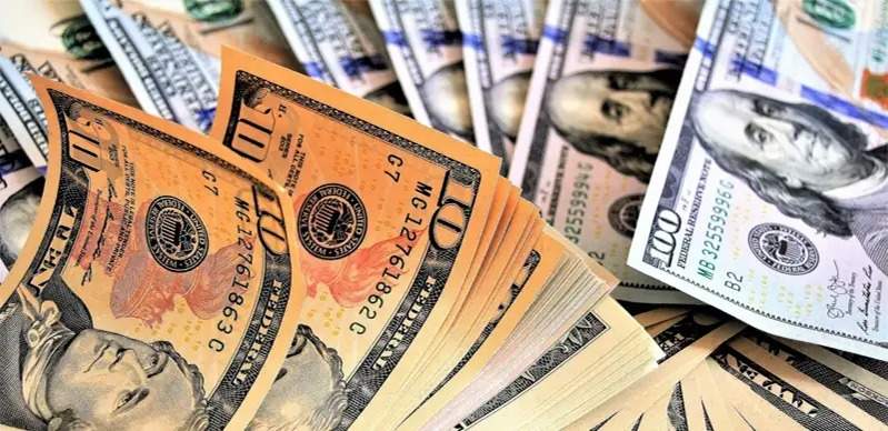 Курс доллара снизился ещё на 3 тенге на бирже