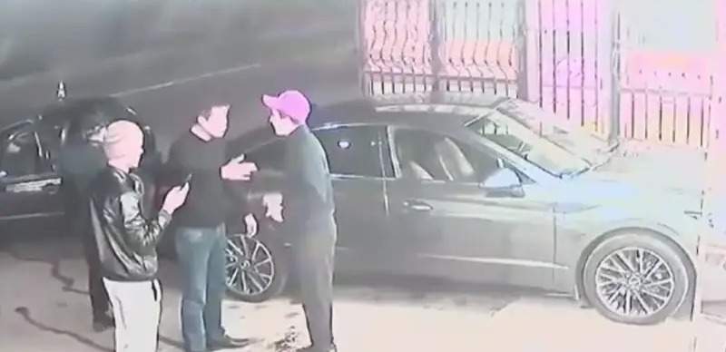 Глава МВД рассказал, по каким статьям расследуют убийство Шерзата Полата
