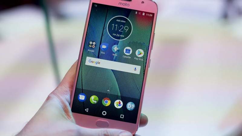 Иран запретил телефоны Motorola после взрывов пейджеров