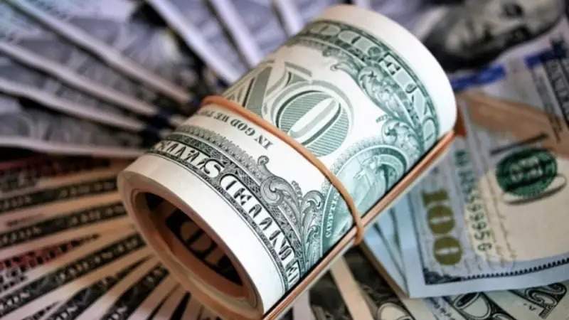 Доллар вновь подорожал – почти 492 тенге на бирже