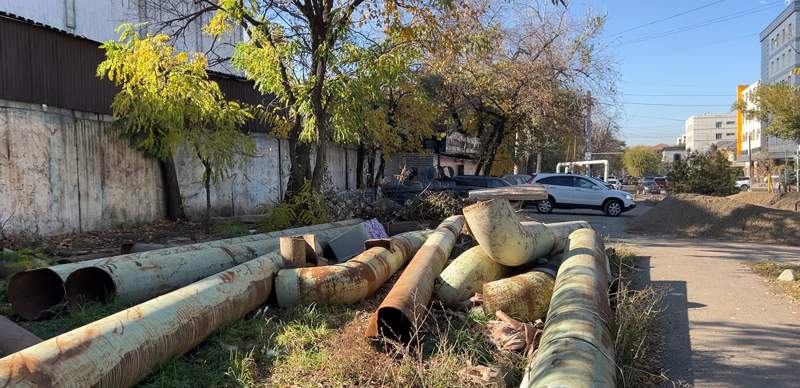 Ремонт дорог в Алматы не завершили в срок