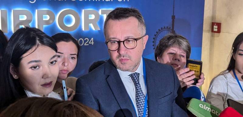Аэропорту Алматы понадобится ещё 300 млн долларов и 3-4 года для "самых высоких стандартов"