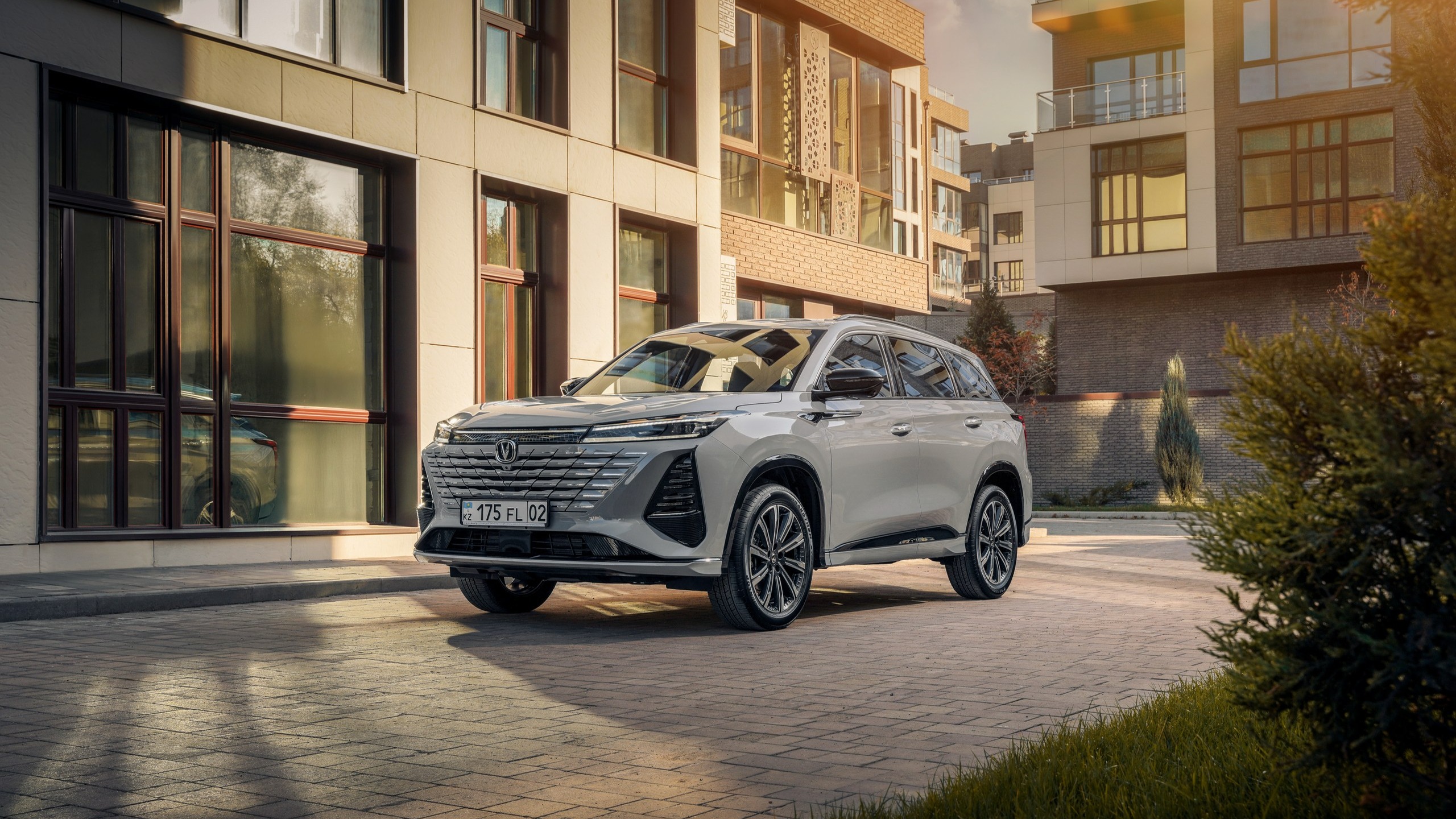 В Казахстане стартуют продажи Changan CS75 Plus третьего поколения