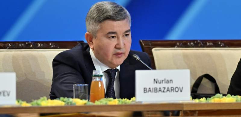 Миннацэкономики ожидает доллар по 470 тенге в 2025 году 