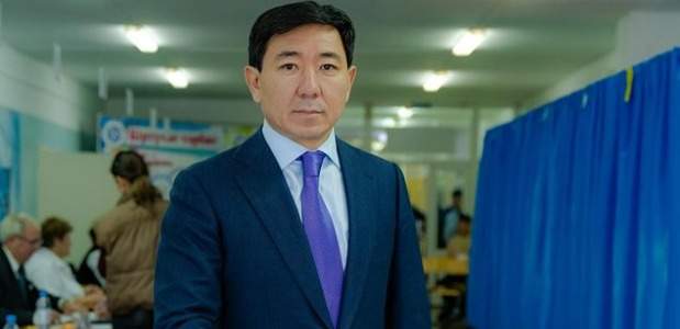 Аким Усть-Каменогорска Жаксылык Омар оставил свою должность