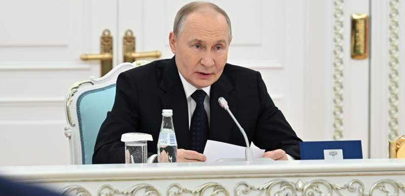 "Не знаю ни одного вопроса, который бы мы не могли совместно решить". Что сказал Путин Токаеву