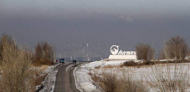 Жителей Усть-Каменогорска призвали сидеть дома из-за качества воздуха