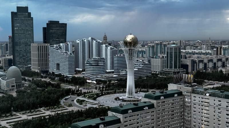 Опоздал на работу из-за закрытых дорог: чем это грозит госслужащему