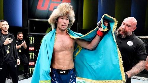 Президент Токаев поздравил Шавката Рахмонова с победой в UFC