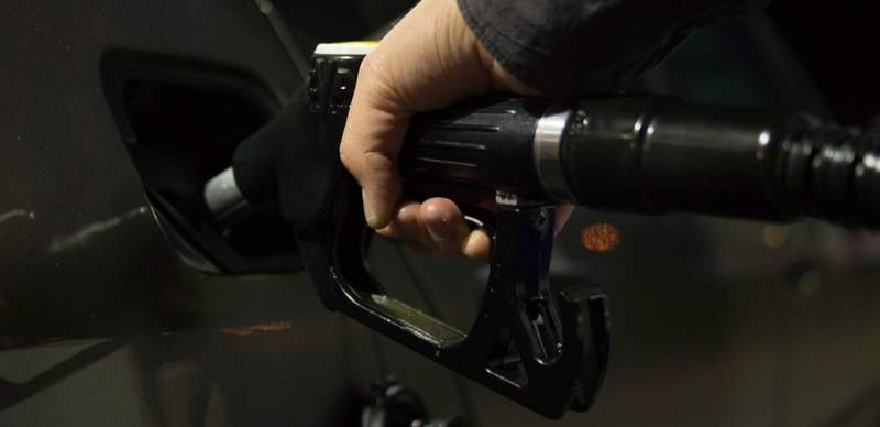 Подорожание ГСМ после моратория: Минэнерго пообещало разбирать каждый случай