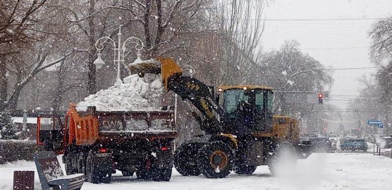 Синоптики предупредили о снегопаде и гололёде в Казахстане