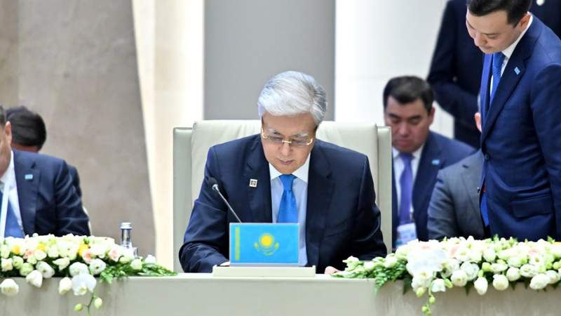 Токаев присудил литературную премию молодым казахстанским писателям и поэтам