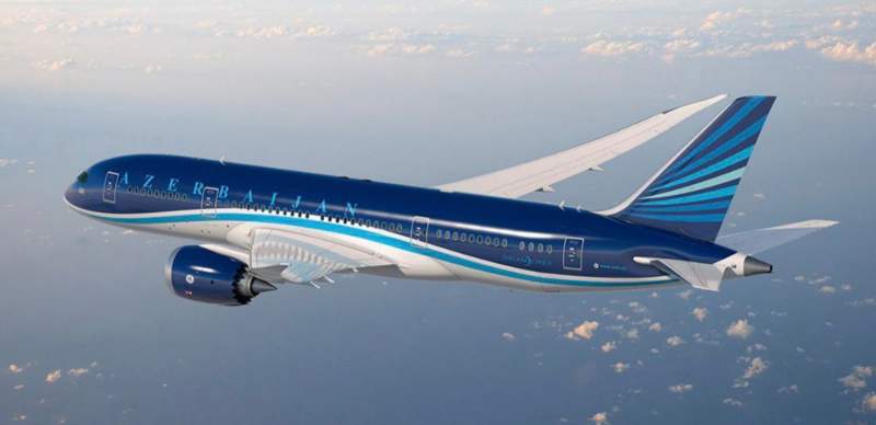 AZAL продлила распродажу билетов на регулярные международные рейсы