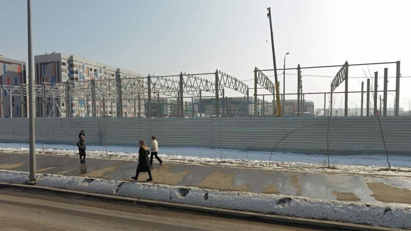 Строительство "комфортной школы" в Наурызбайском районе: аким Алматы подписал постановление об изъятии участка