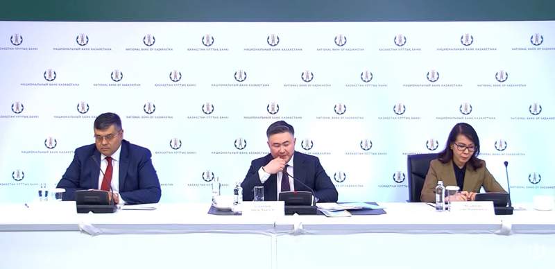 Глава Нацбанка отреагировал на критику экономического блока от президента