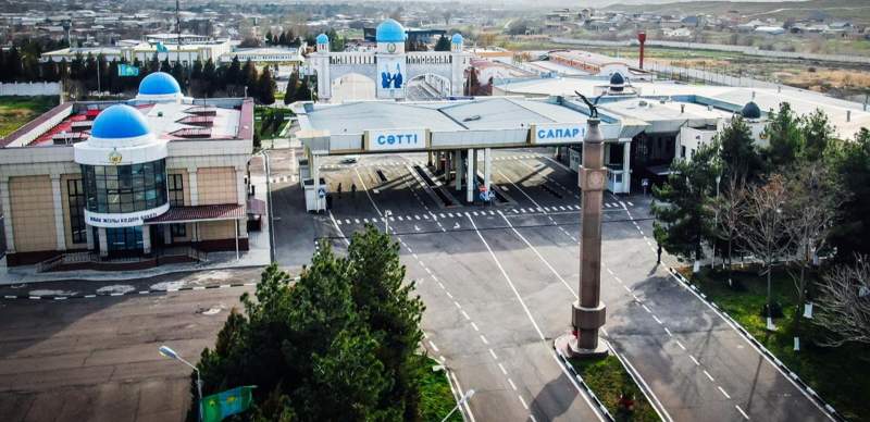 Пункт пропуска на границе с Узбекистаном закроют на четыре месяца