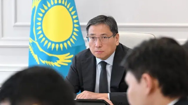 Аким Ерболат Досаев встретится с жителями Медеуского района
