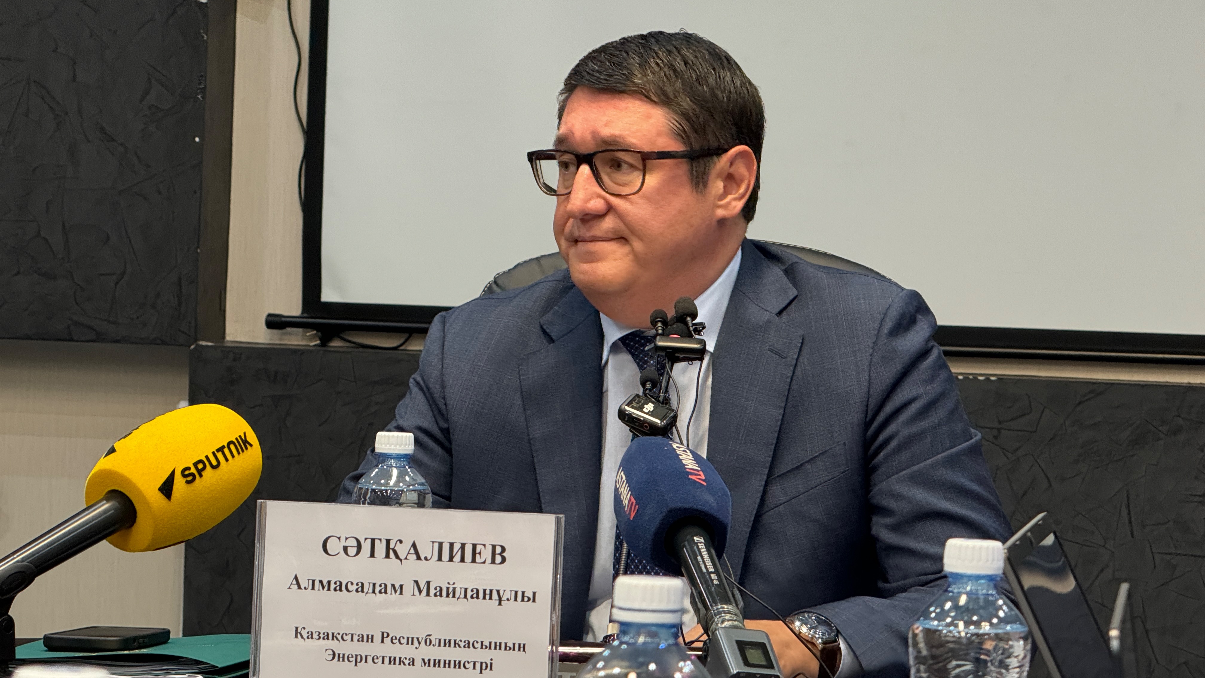 ExxonMobil, Total и Shell согласились сократить добычу нефти в Казахстане