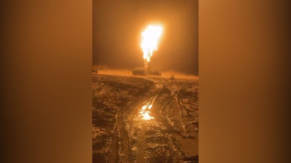 Нефтяная скважина загорелась в Атырауской области