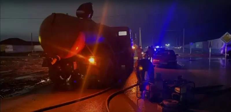 Спасатели в Акмолинской области массово подали заявления на увольнение. МЧС проводит проверку
