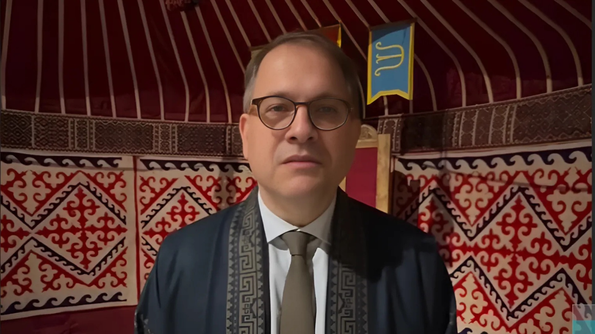 Посол Франции поздравил казахстанцев с Наурызом