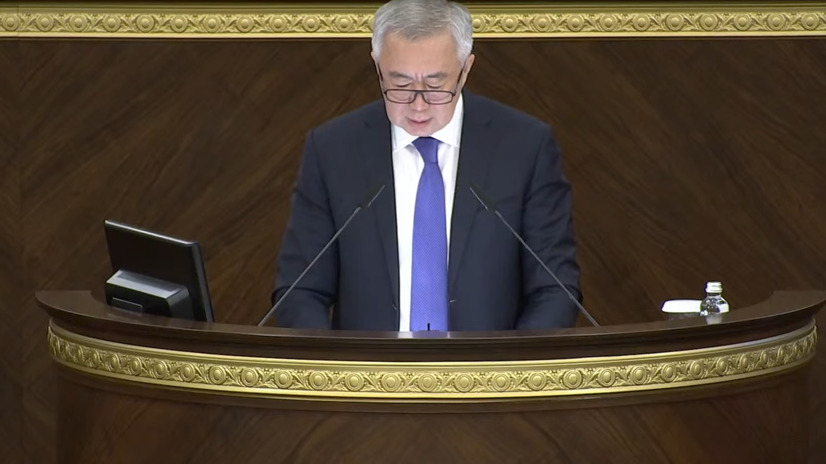 Правительство Казахстана предлагает ввести налог на роскошь: что может подорожать