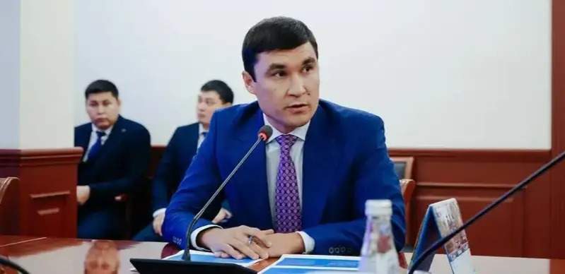 Серик Сапиев получил должность в федерации бокса