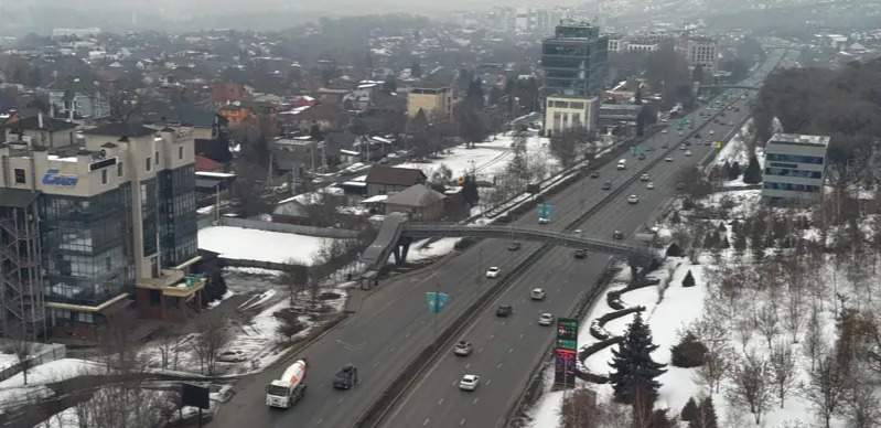 Закрытые дороги в Алматы: сводка на 3 мая
