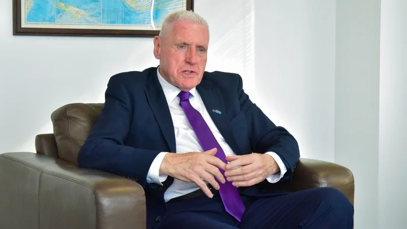 "Конечно, мы готовы помочь" – замминистра обороны Великобритании рассказал о военном сотрудничестве с Казахстаном 
