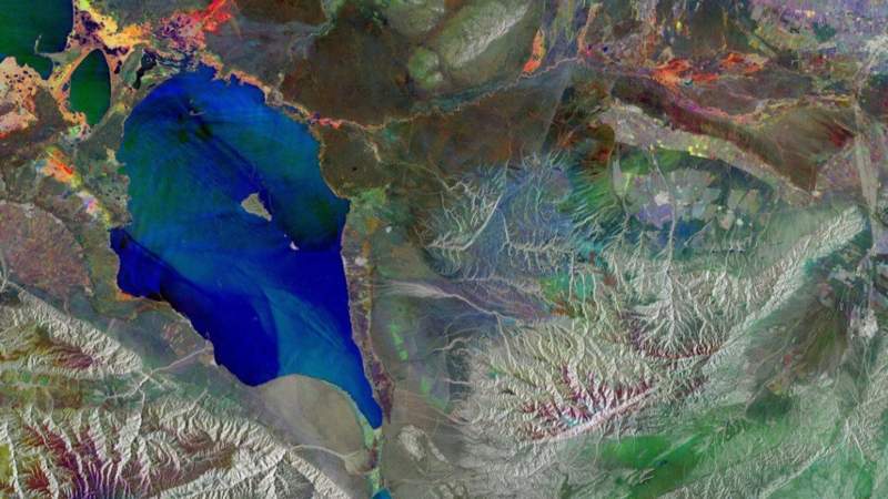 ESA показало уникальный спутниковый снимок озера Алаколь