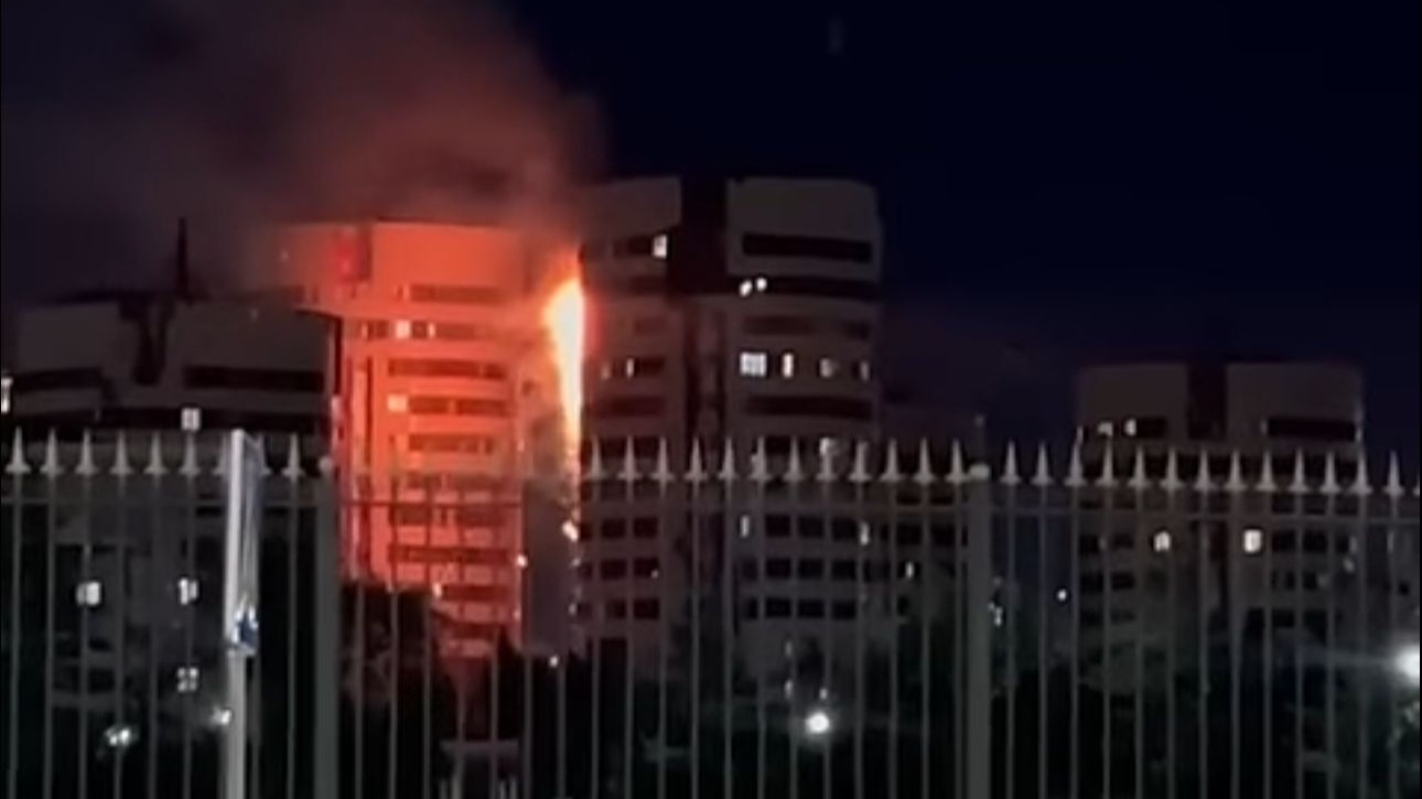 Пожар в столичном ЖК "Семь бочек": акимат пообещал всестороннюю помощь жителям 